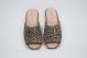 Zapatilla descubierta para mujer, con diseño animal print. DVALVERDE 6503BE BEIGE